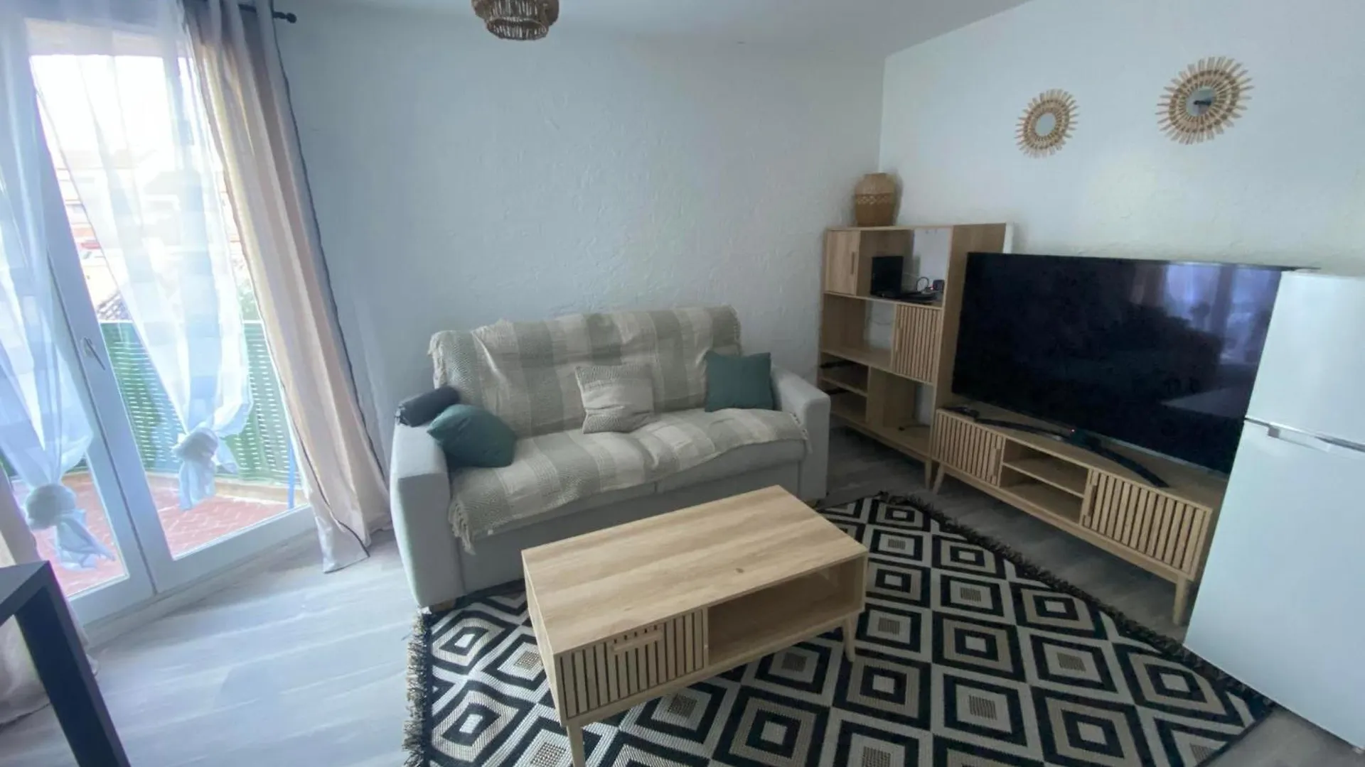 Studio En Bord De Mer 200M Frejus Apartment